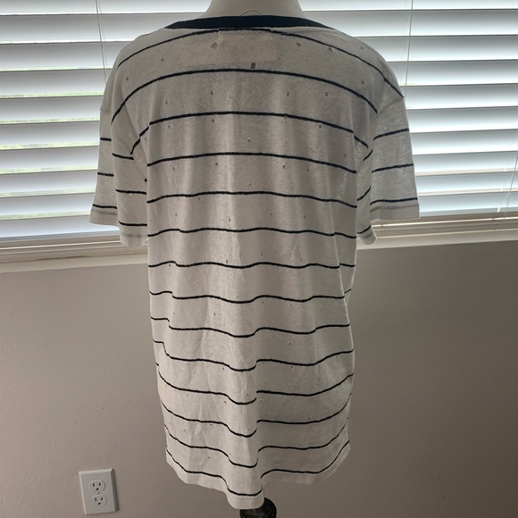 NWT Love Stitch Casual Distressed Top - Picture 4 of 6